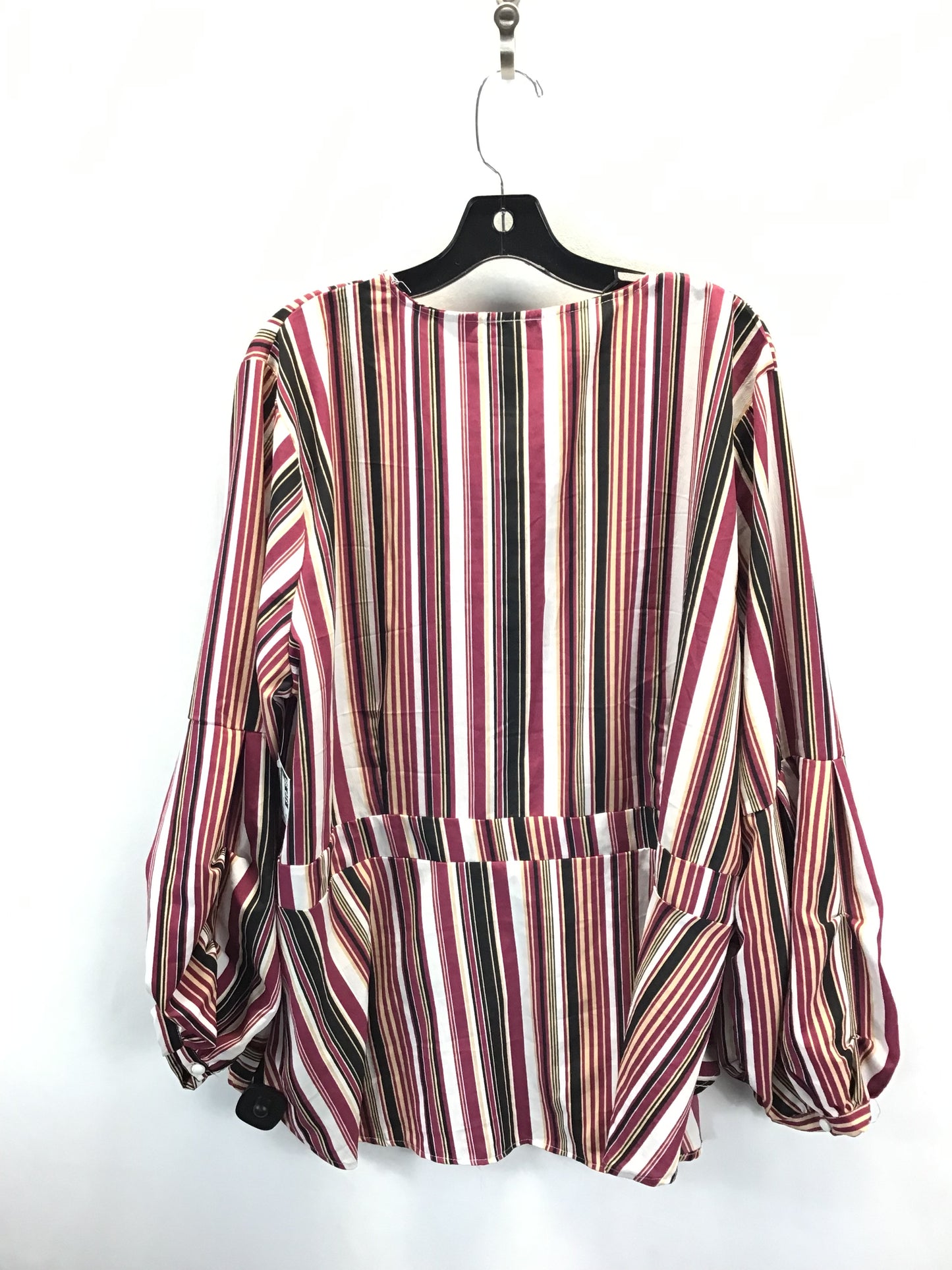 Top Long Sleeve By Caren Sport In Striped Pattern, Size: 3x