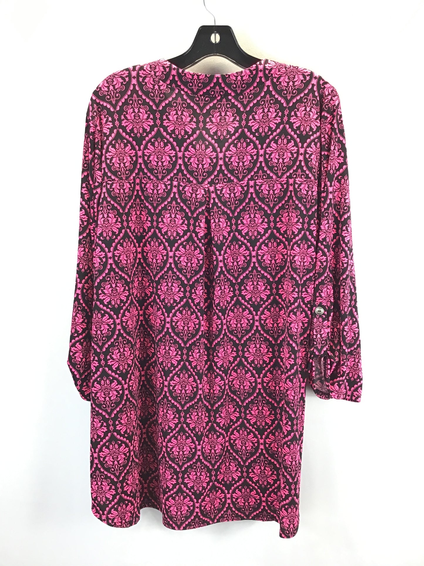 Top Long Sleeve By Clothes Mentor In Black & Pink, Size: 2x