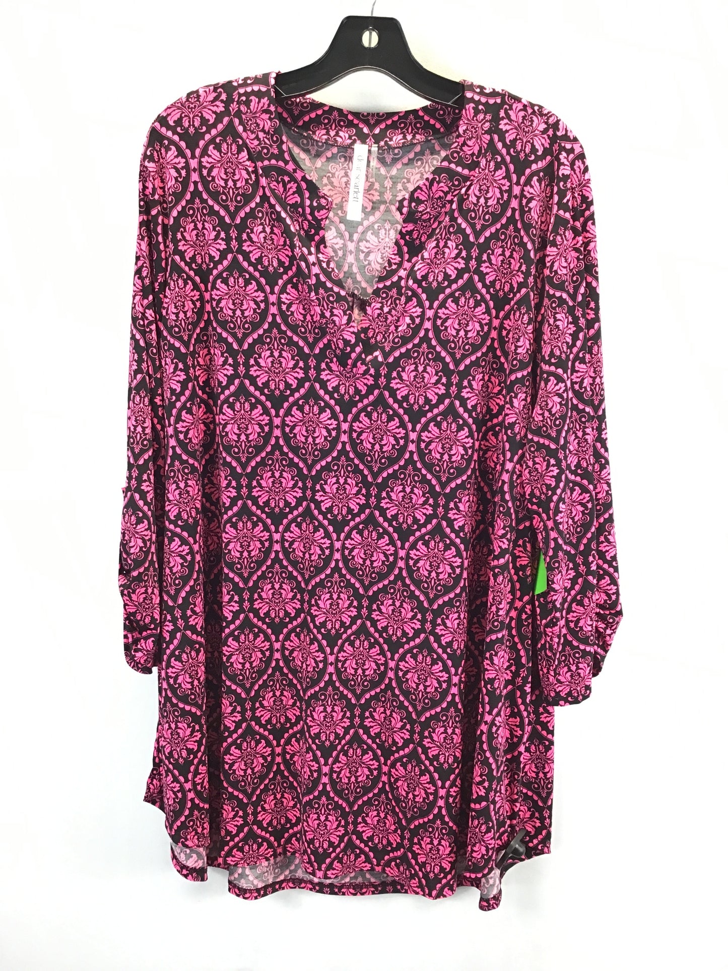 Top Long Sleeve By Clothes Mentor In Black & Pink, Size: 2x