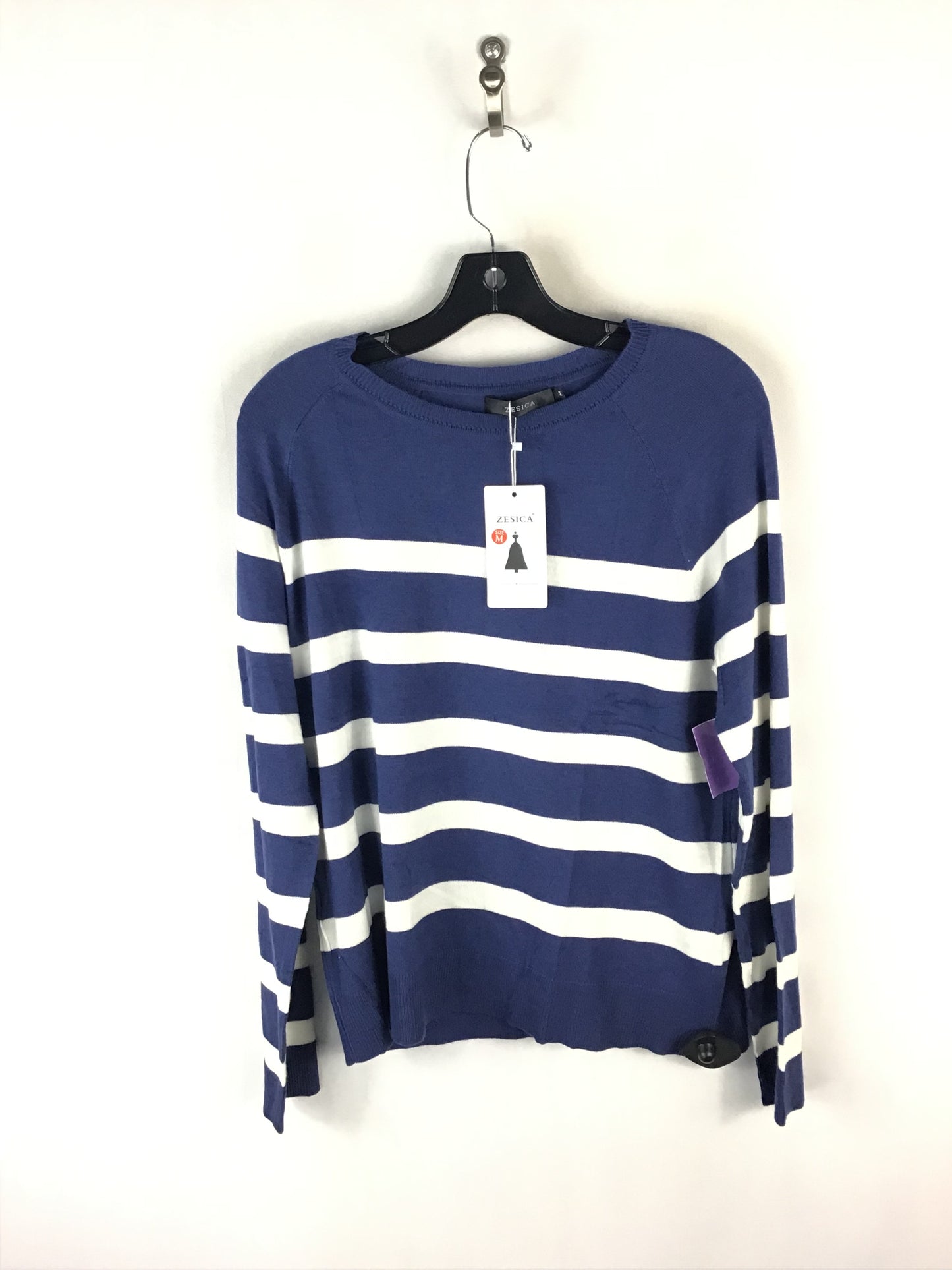 Top Long Sleeve By Clothes Mentor In Striped Pattern, Size: M