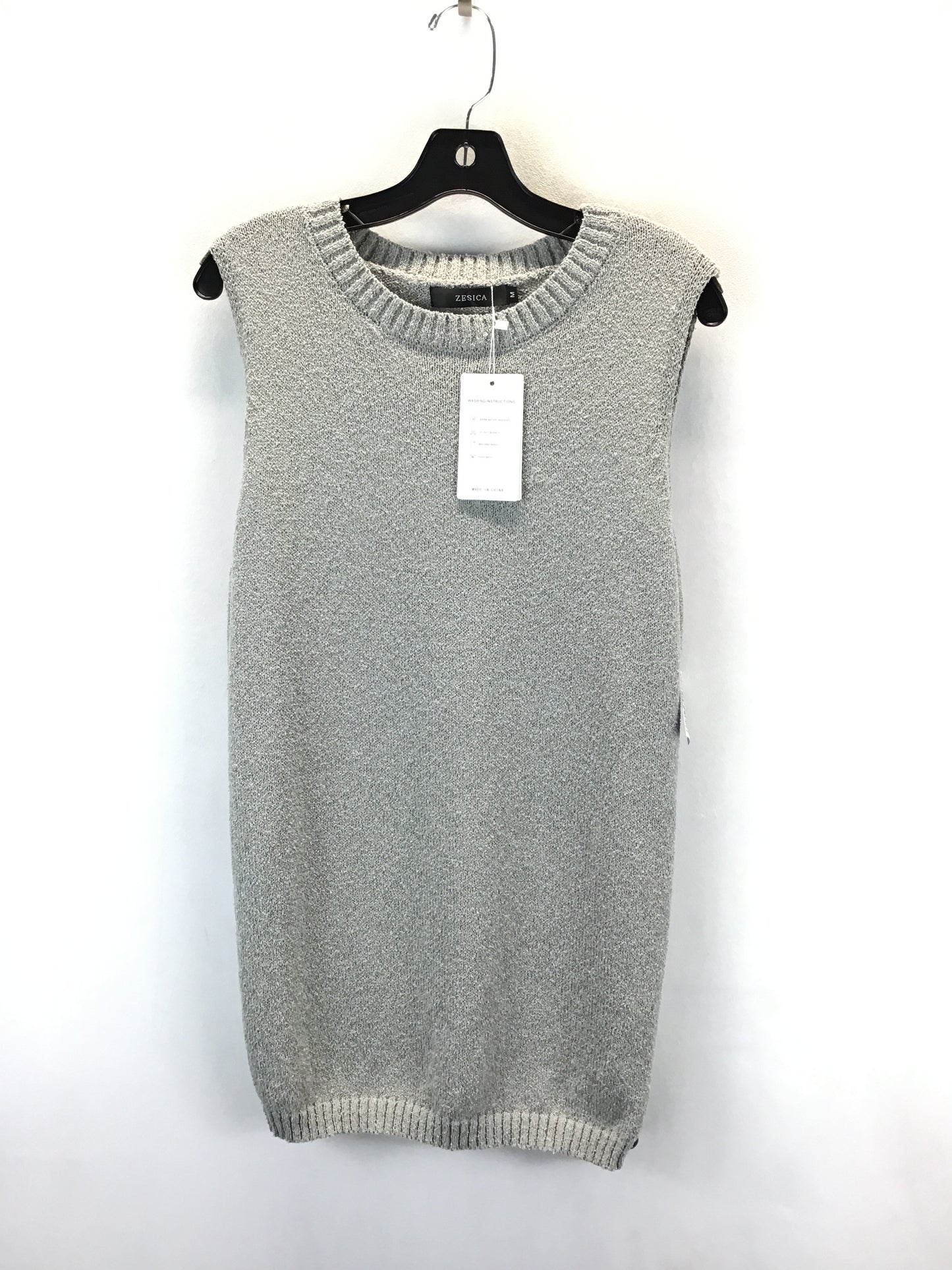 Vest Sweater By Clothes Mentor In Grey, Size: M