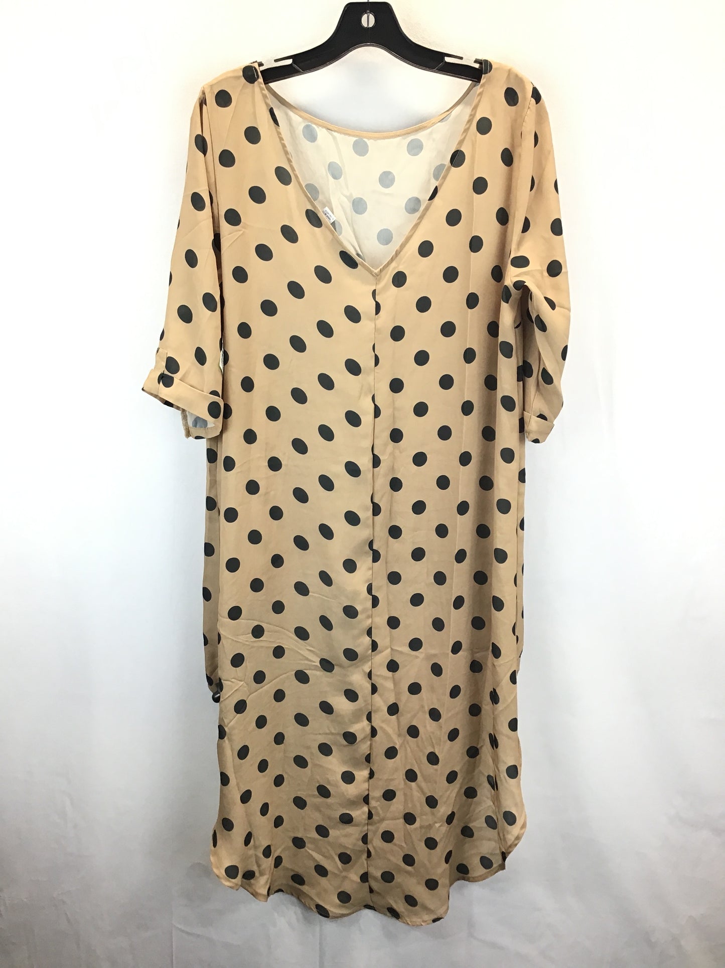 Top 3/4 Sleeve By Sweet Pea In Beige, Size: M