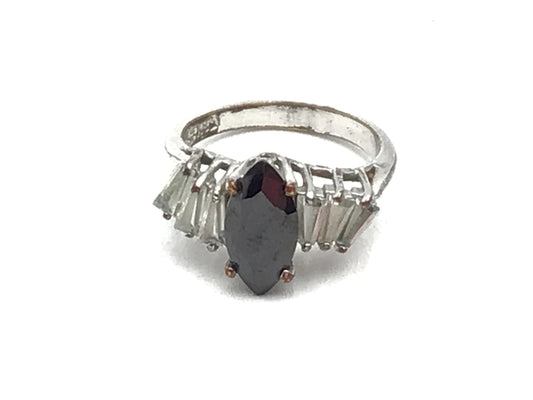 Ring By Clothes Mentor