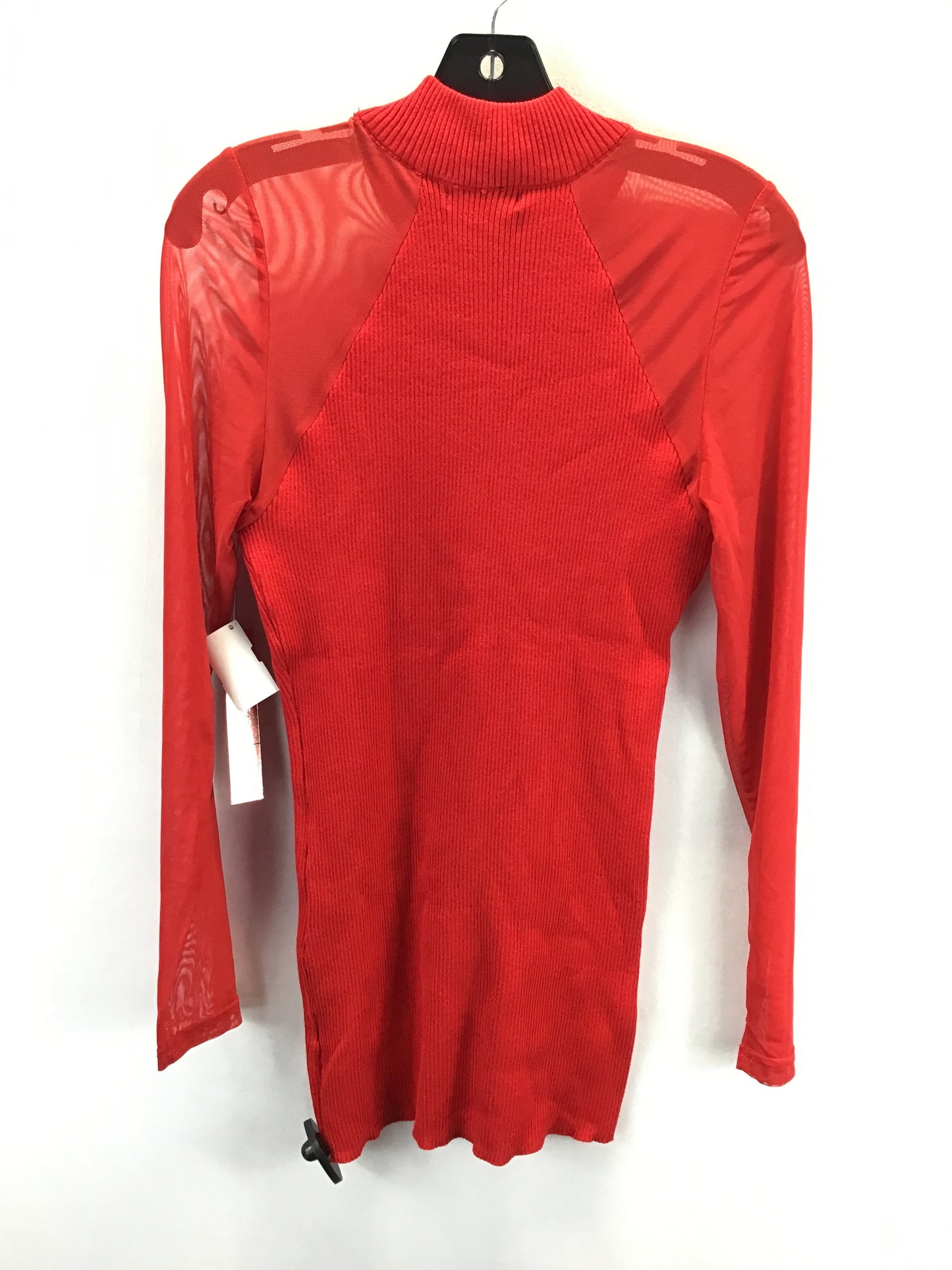 Top Long Sleeve By Almost Famous In Red, Size: 2x