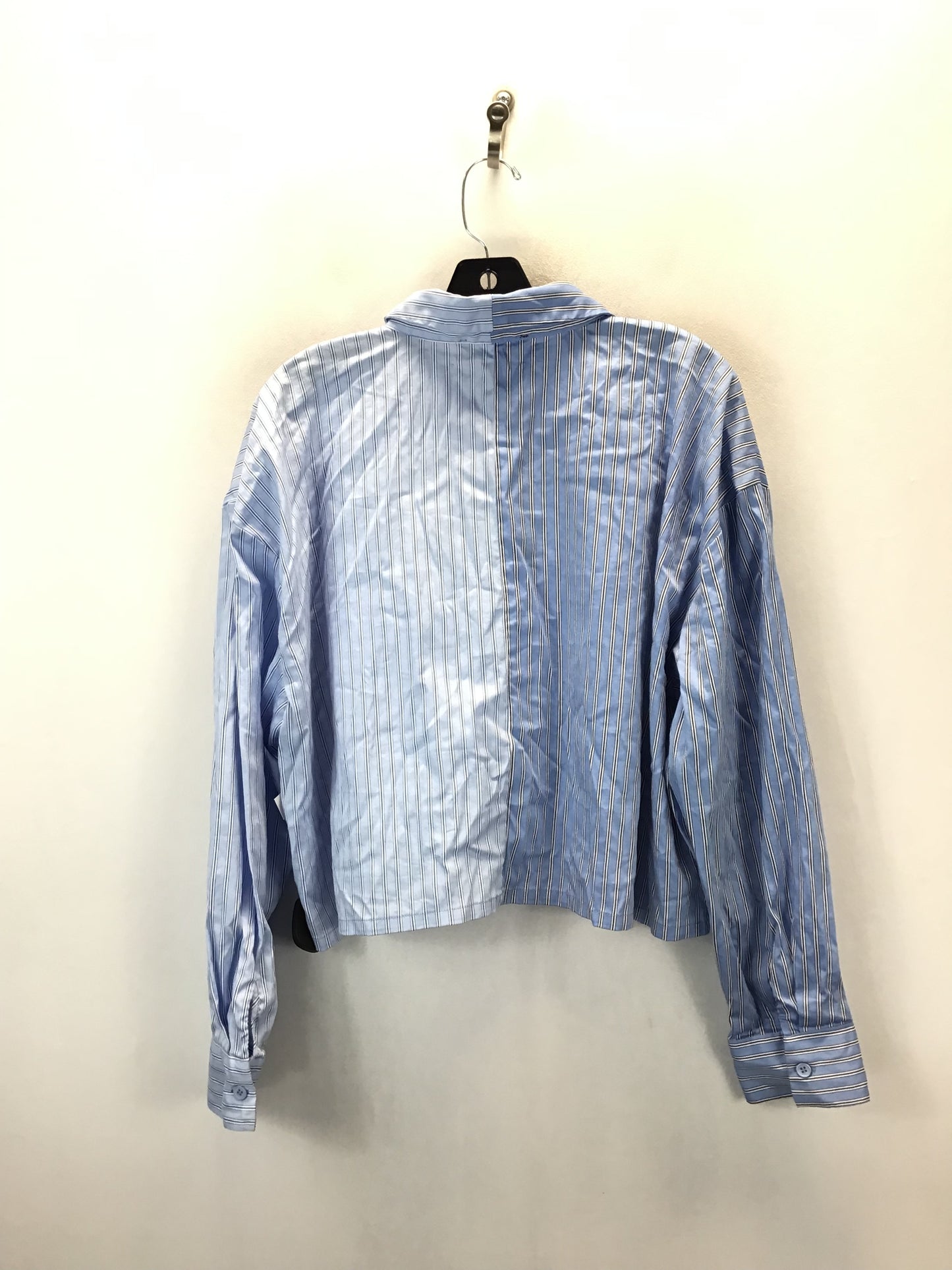 Top Long Sleeve By Forever 21 In Blue, Size: 1x