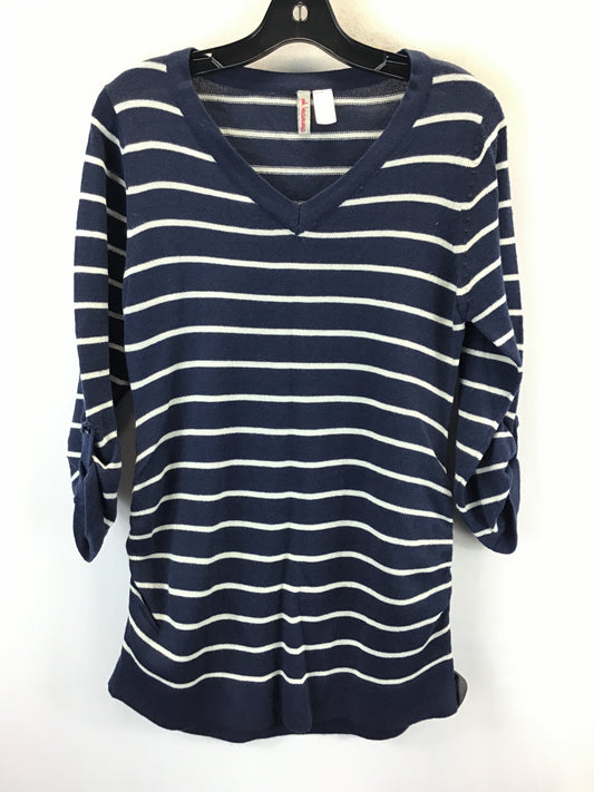 Sweater By Clothes Mentor In Blue & White, Size: L