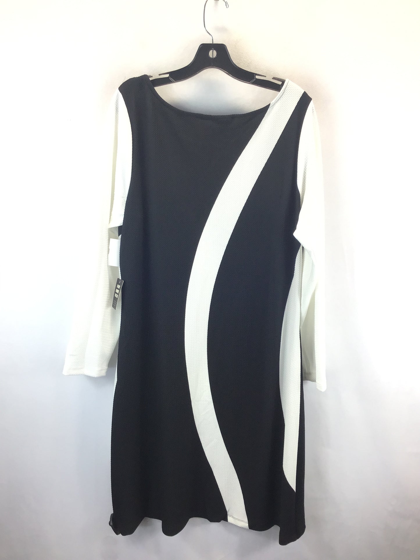 Dress Casual Midi By Ashley Stewart In Black & White, Size: 18