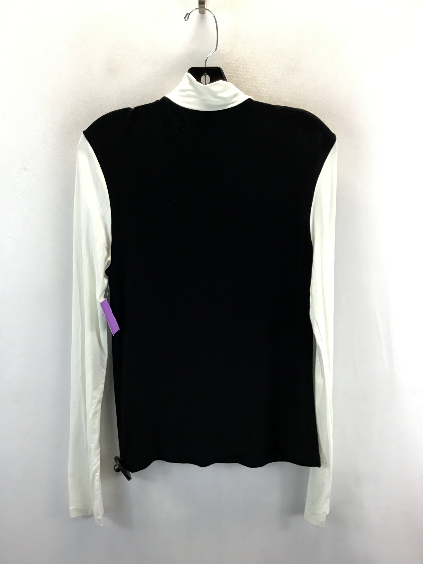 Top Long Sleeve By Shein In Black & White, Size: Xl