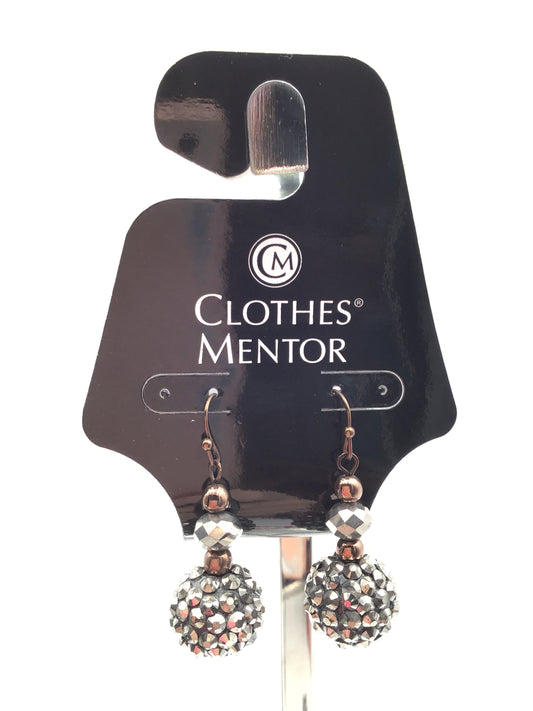 Earrings Dangle/drop By Clothes Mentor