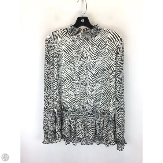 Top Long Sleeve By Francesca's In Black & White, Size: 2x