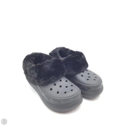 Shoes Heels Wedge By Crocs In Black, Size: 10