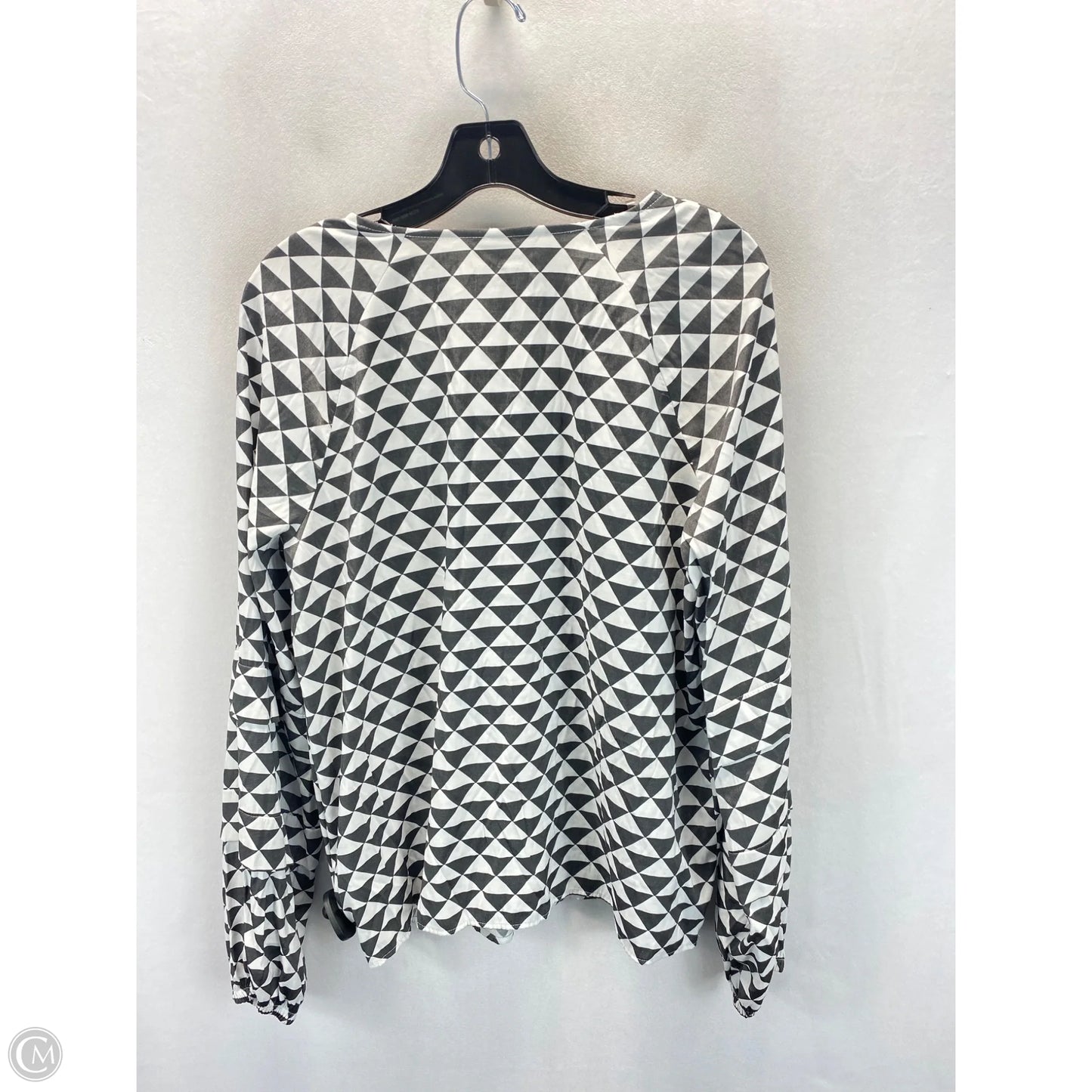 Top Long Sleeve By Worthington In Black & White, Size: L
