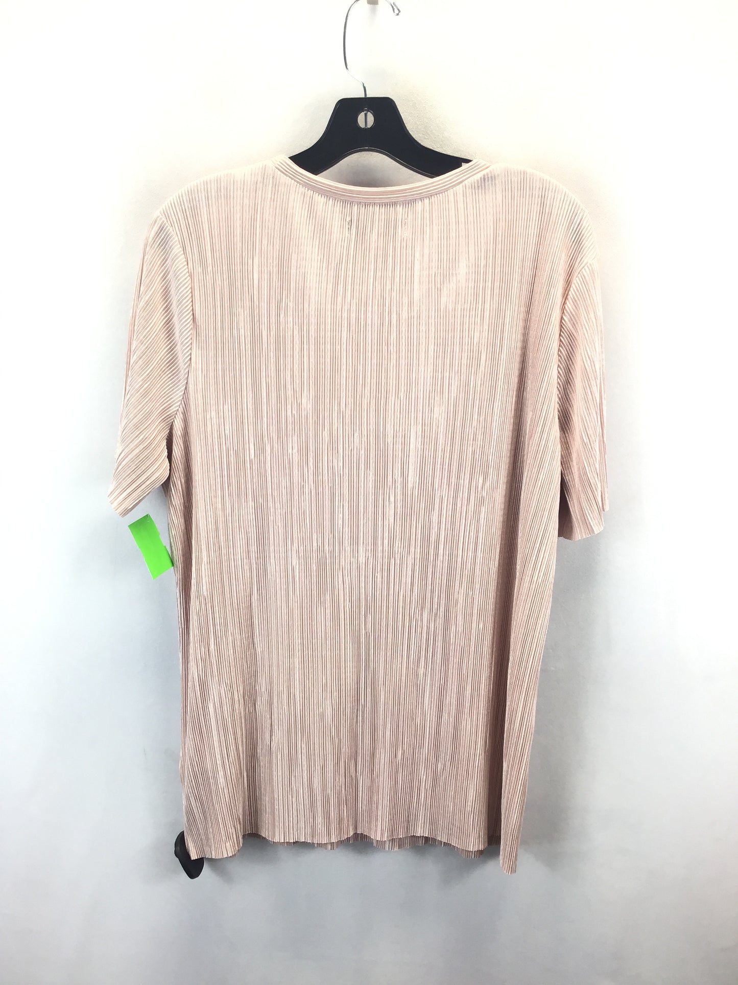 Top Short Sleeve By Simply Styled In Peach, Size: Xl