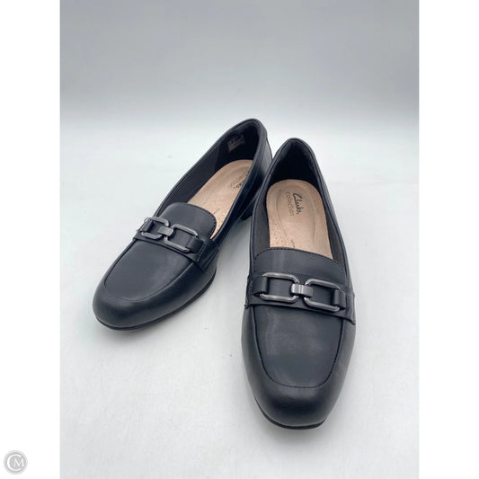 Shoes Flats By Clarks In Black, Size: 10