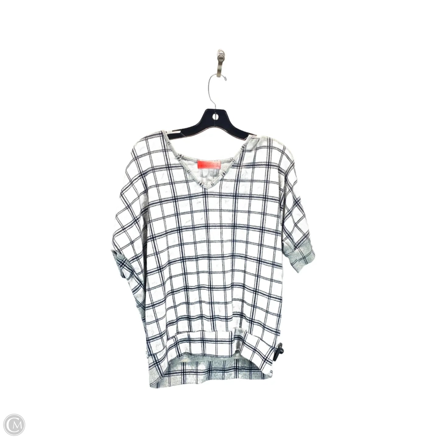 Top Short Sleeve By Clothes Mentor In Plaid Pattern, Size: S