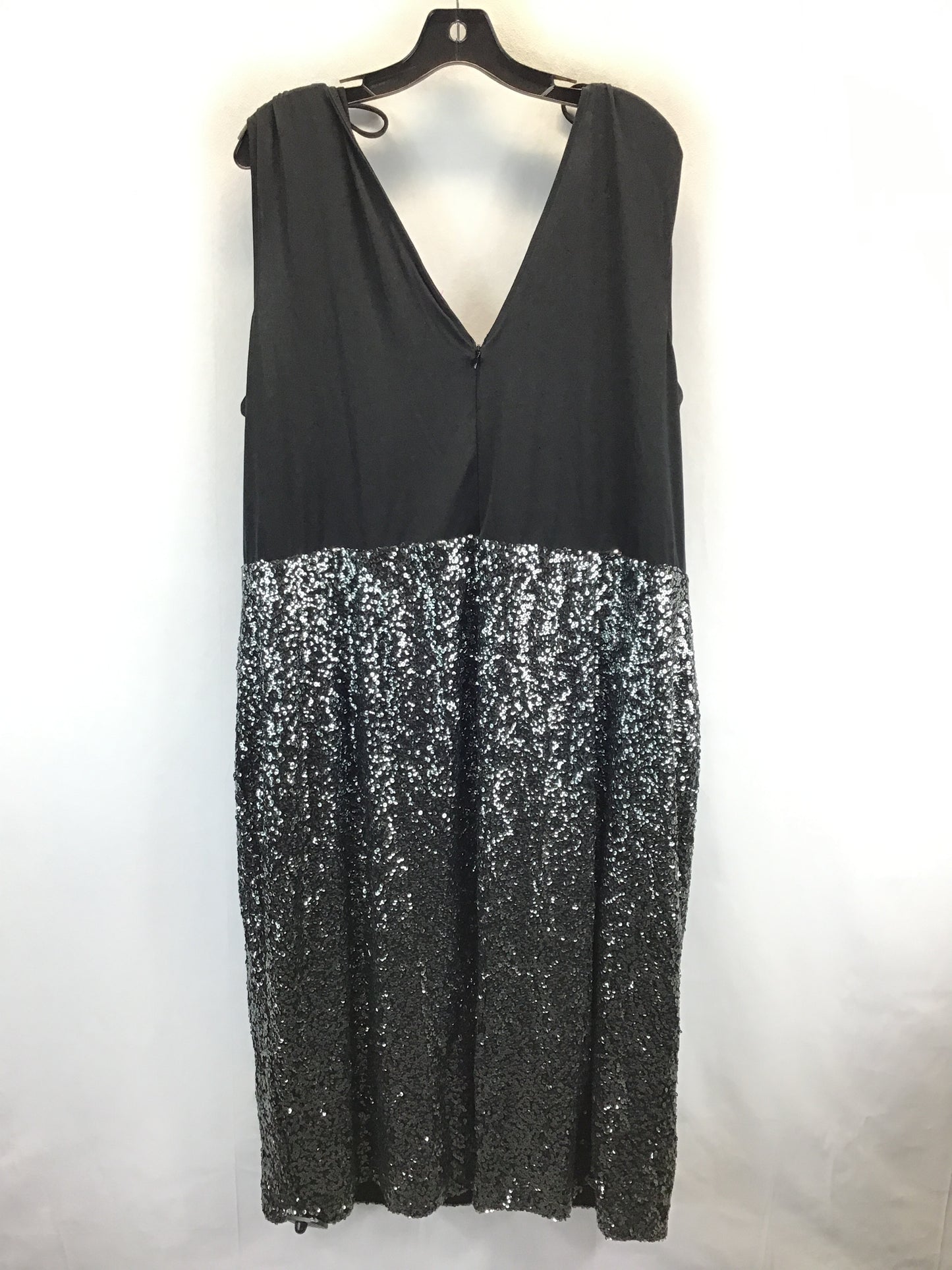 Dress Party Midi By Lane Bryant In Black & Silver, Size: 28