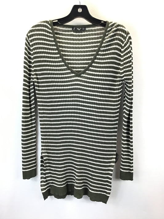 Top Long Sleeve By Mango In Green White, Size: S