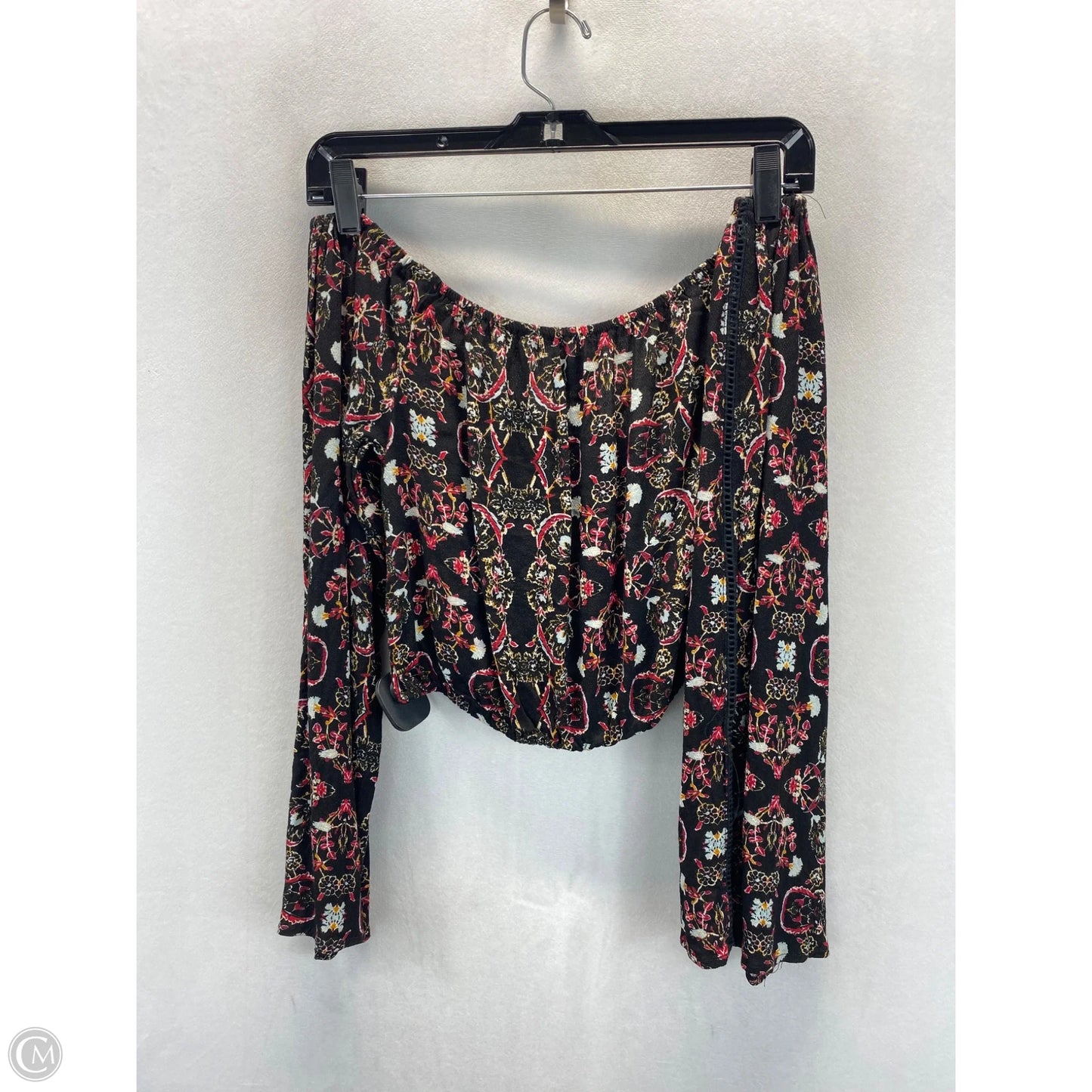 Top Long Sleeve By Clothes Mentor In Black, Size: M