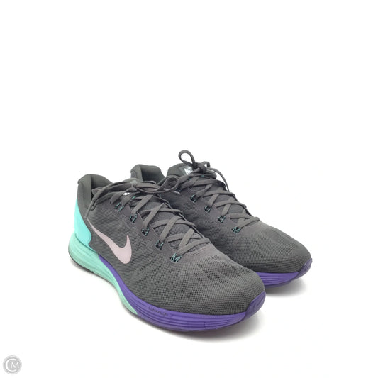Shoes Athletic By Nike In Grey, Size: 10