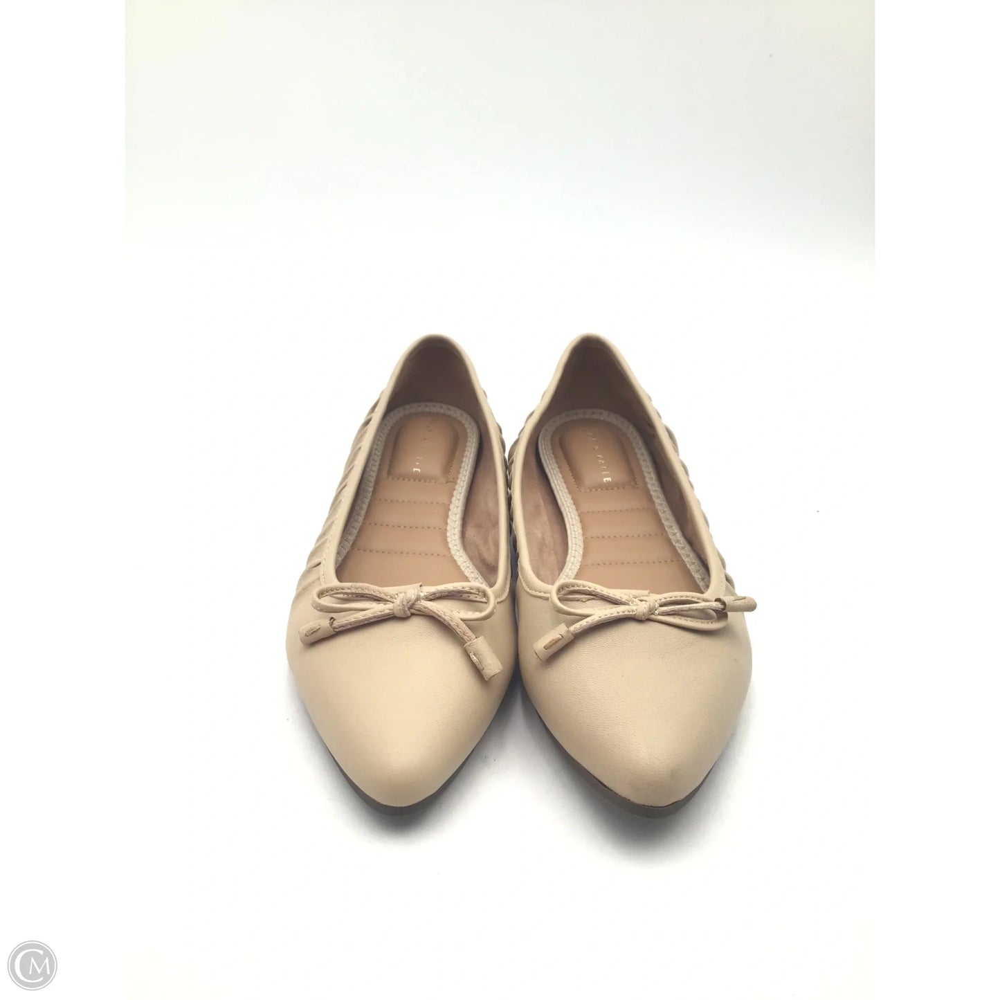 Shoes Flats By Clothes Mentor In Beige, Size: 8