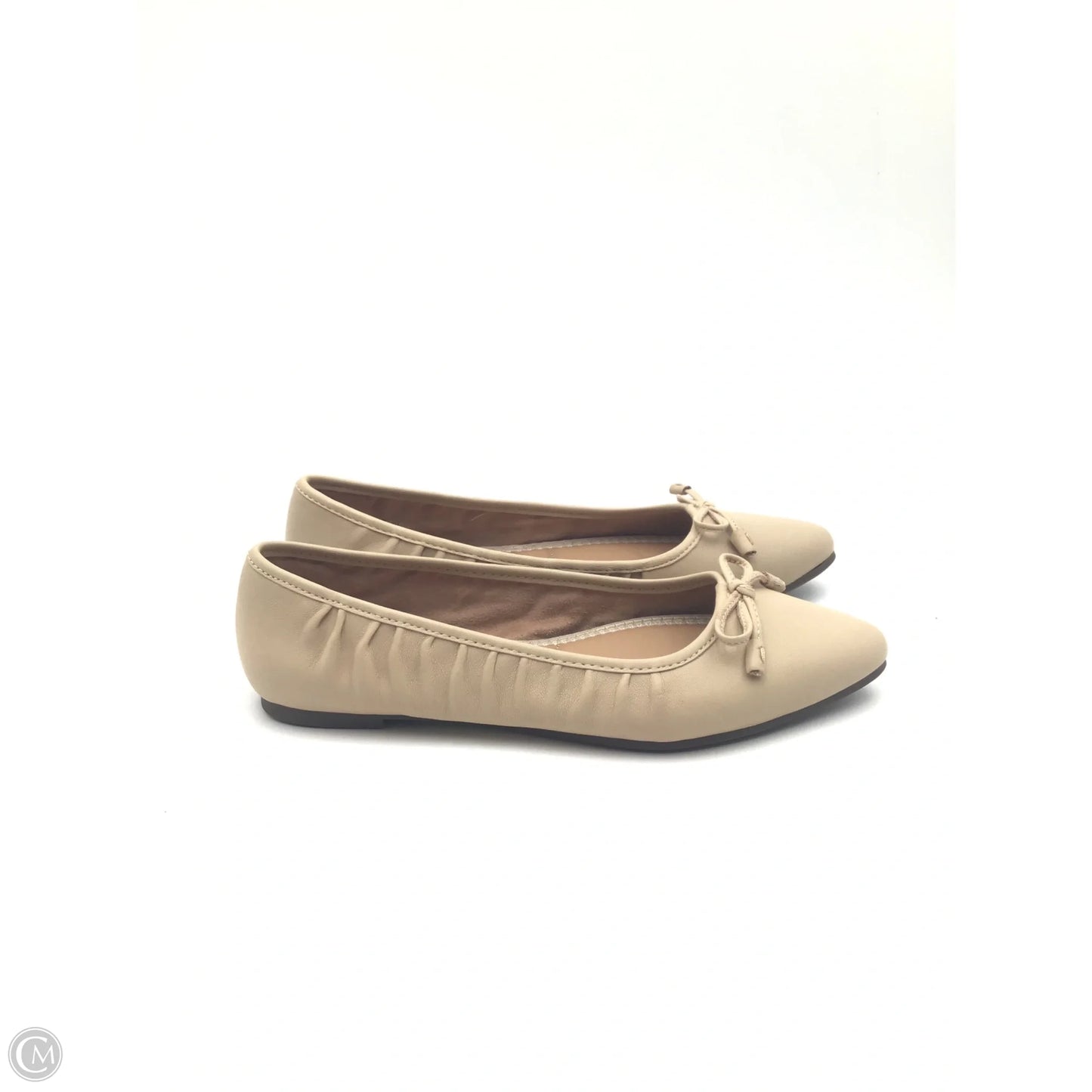 Shoes Flats By Clothes Mentor In Beige, Size: 8