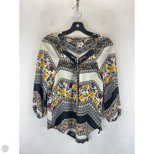 Top Long Sleeve By Heart And Soul In Black & White, Size: S