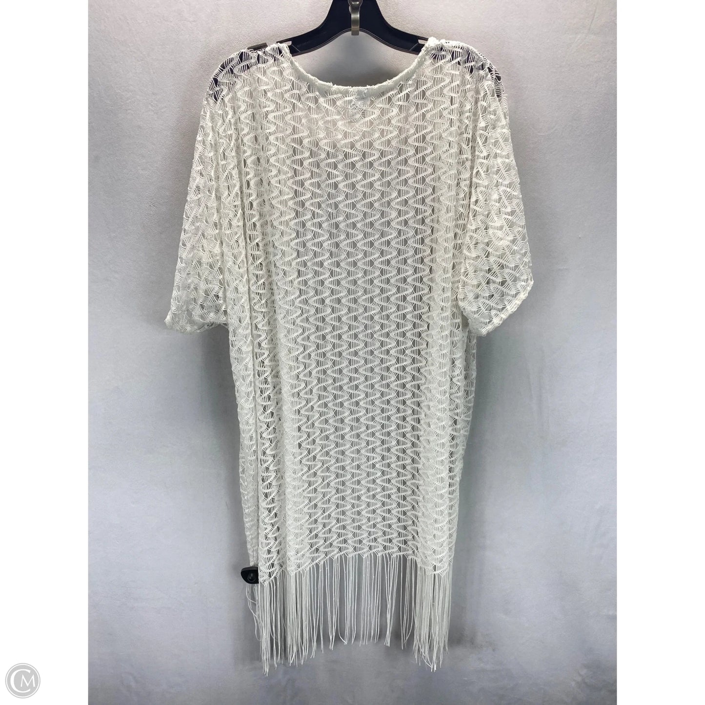 Kimono By Clothes Mentor In White, Size: L