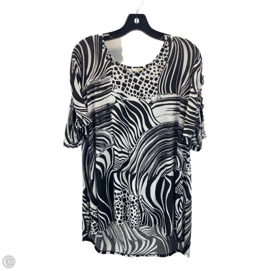 Top 3/4 Sleeve By Cato In Black & White, Size: 2x