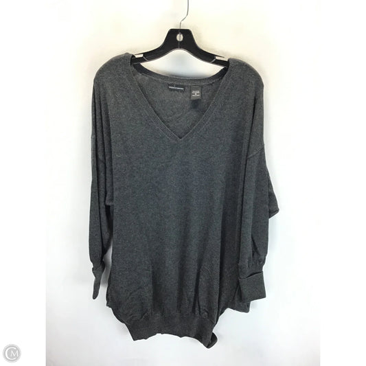 Sweater By Moda Intl In Grey, Size: M