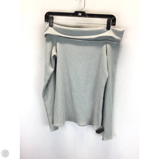 Top Long Sleeve By Abercrombie And Fitch In Grey, Size: L