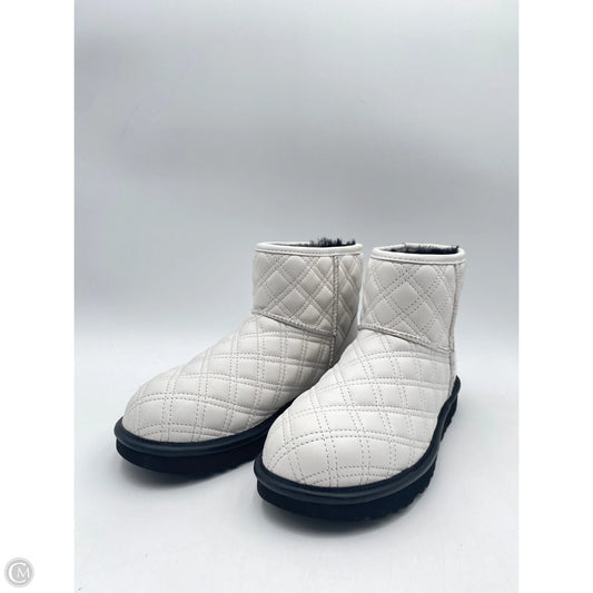 Boots Designer By Ugg In White, Size: 7
