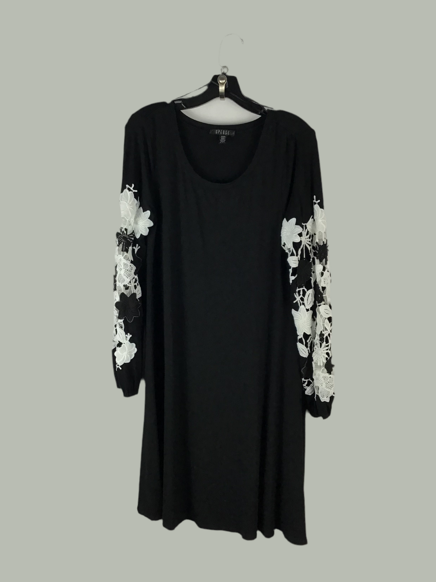 Dress Casual Short By Spense In Black White, Size: M