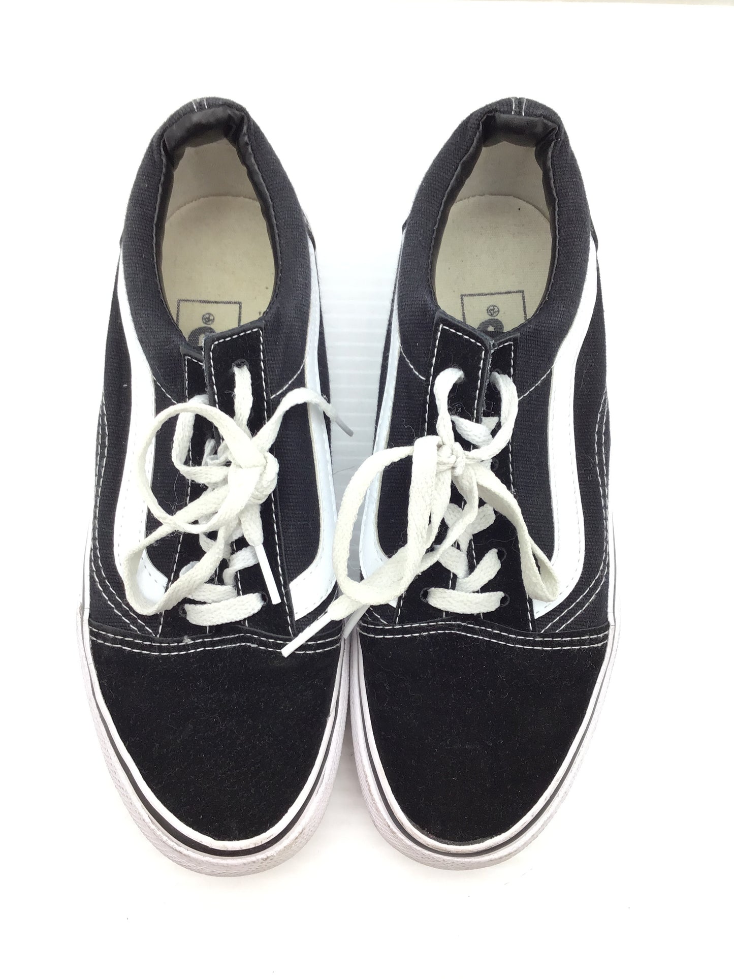 Shoes Sneakers By Vans  Size: 7