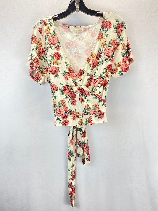 Top Short Sleeve By No Comment  Size: 2x