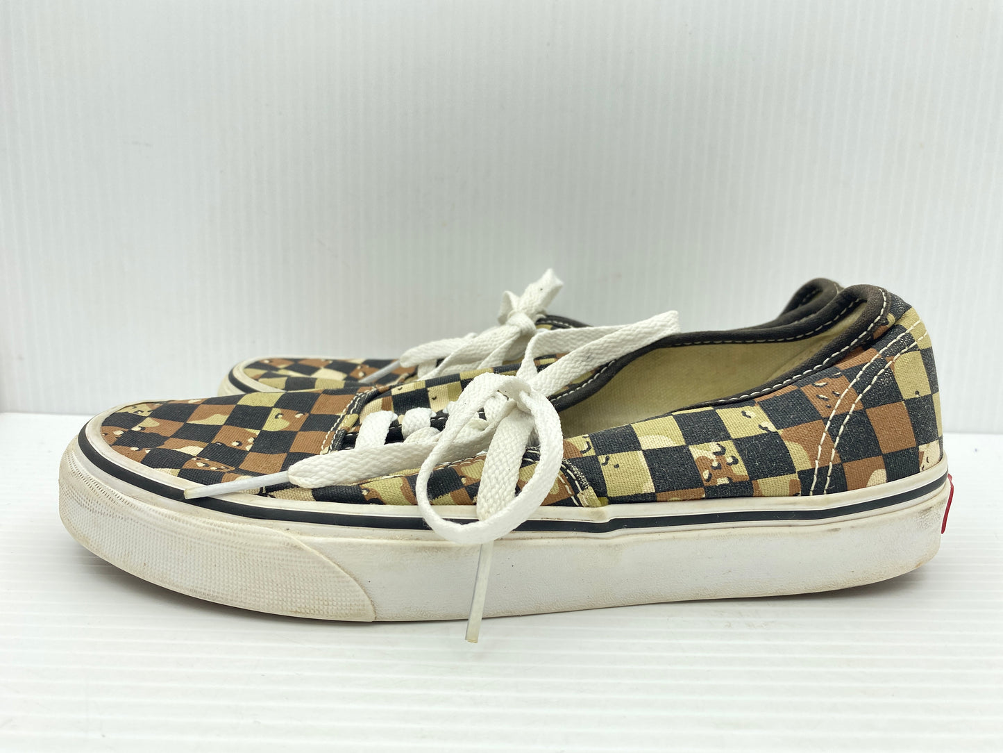 Shoes Sneakers By Vans  Size: 8